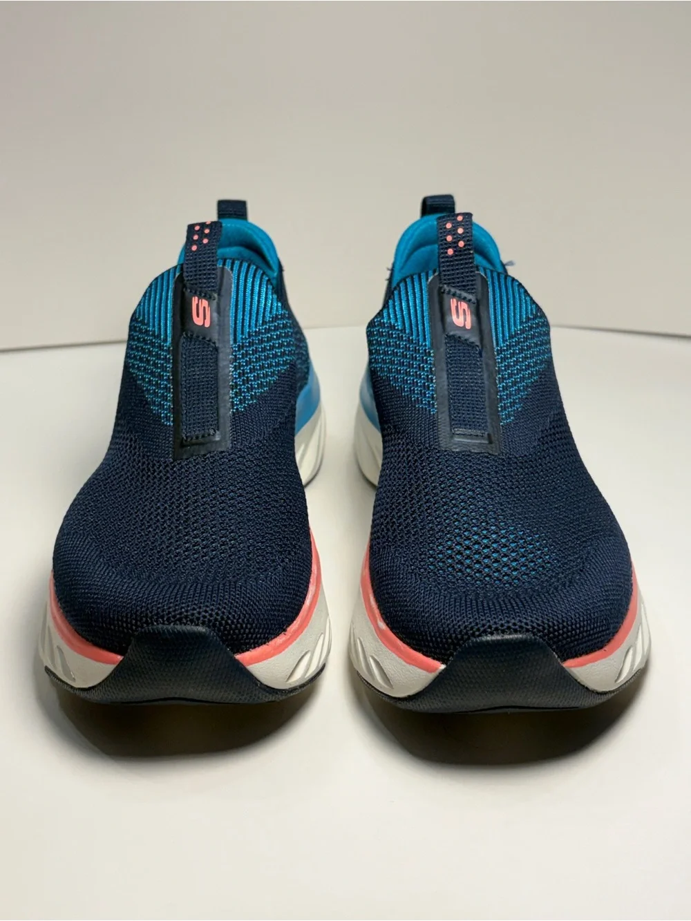 Skechers Navy and Teal Slip-On Glide-Step Sneakers